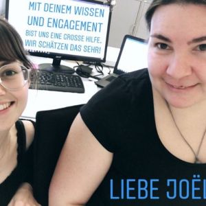 0Bild Joëlle und Justine mit Text.jpg